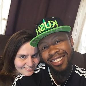 Meet your Posher, Pam